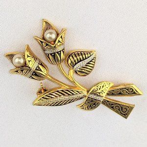 Vintage Gold Tulip Flower Pearl Brooch | Exquisite Boho Jewelry Estate Unsigned